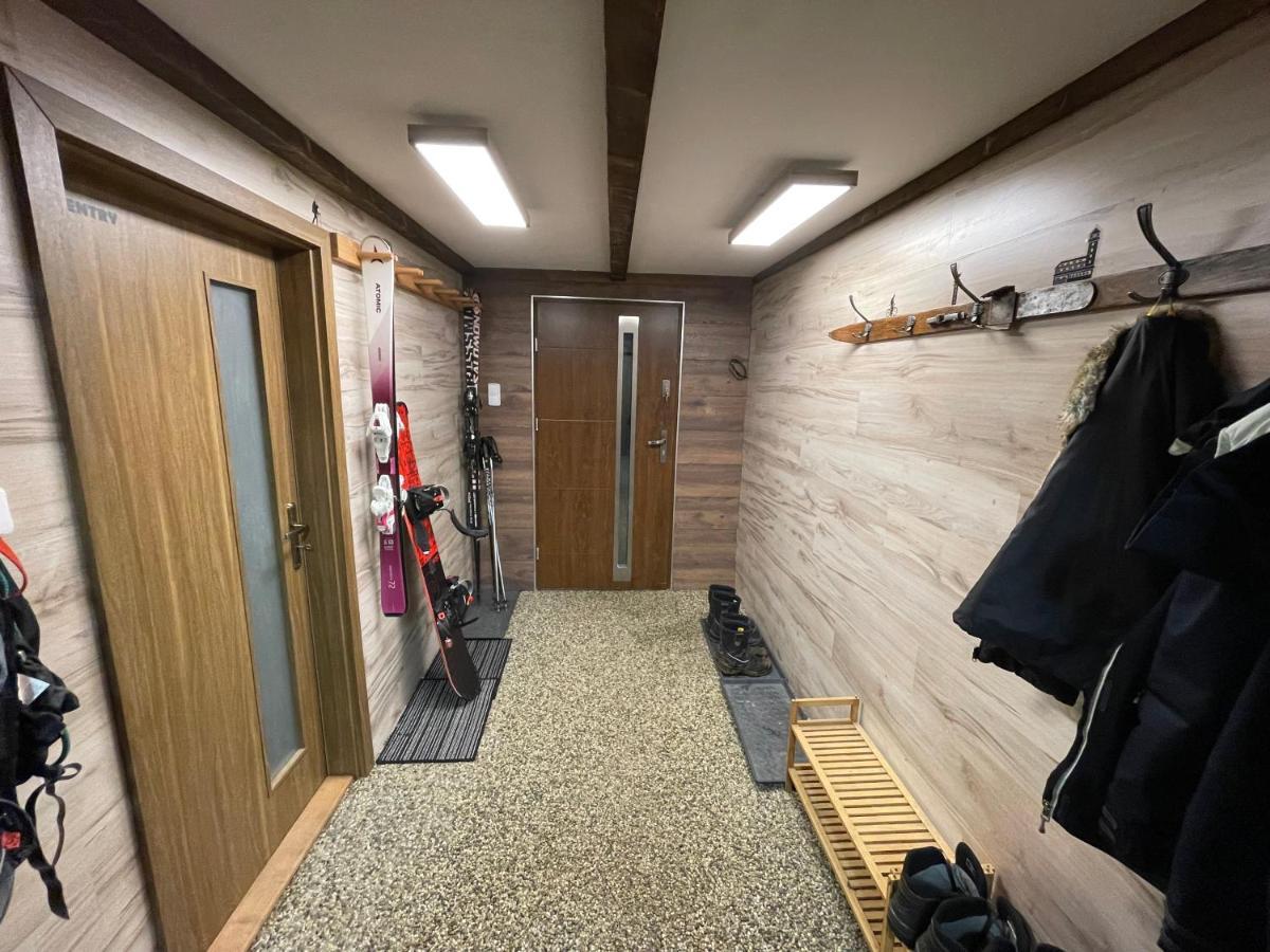 Wolf House Klinovec Ξενοδοχείο Loučná pod Klínovcem Εξωτερικό φωτογραφία