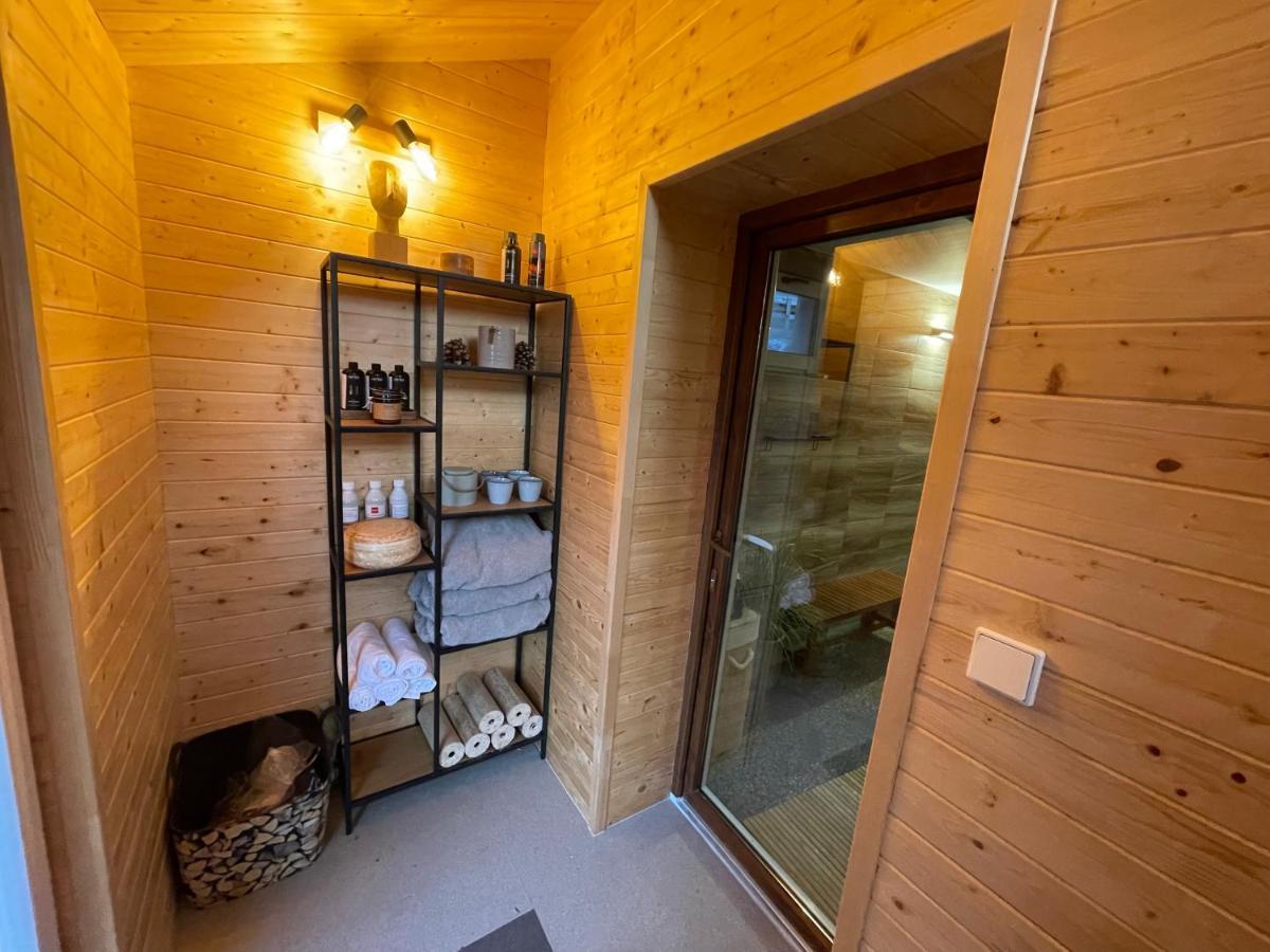 Wolf House Klinovec Ξενοδοχείο Loučná pod Klínovcem Εξωτερικό φωτογραφία